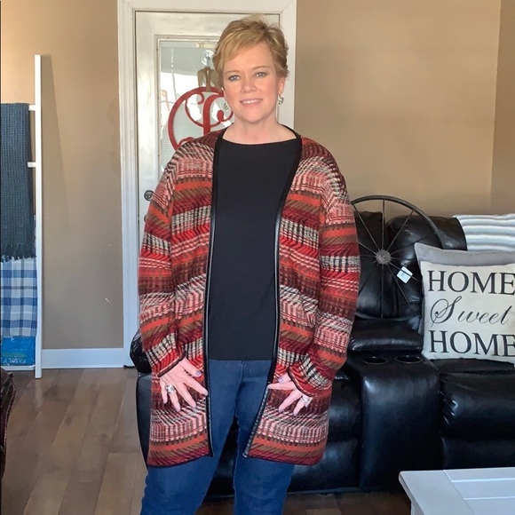 Sweater Cardigan Black Piping - Picture 1 of 3